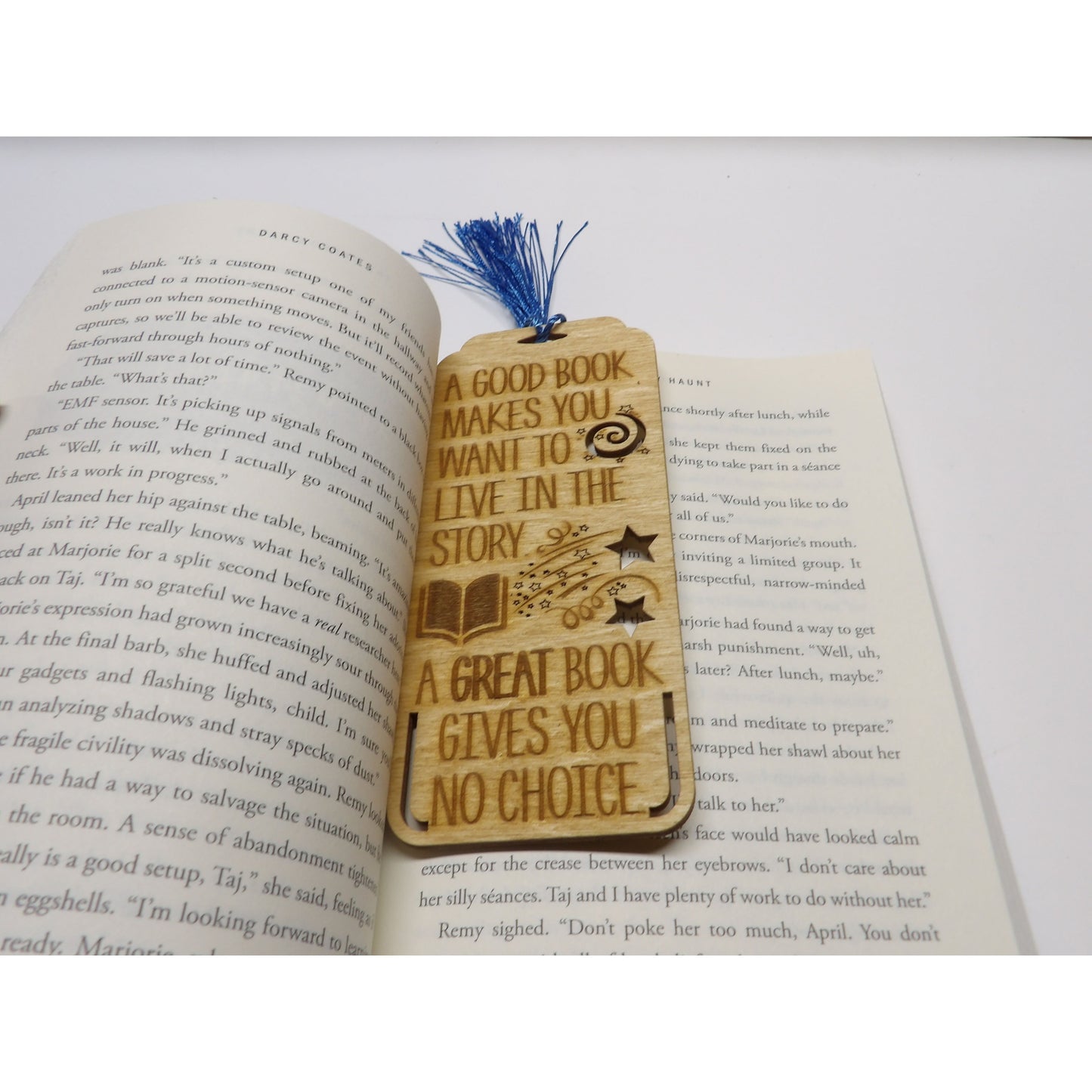 A Good Book Makes You Want to Live in the Story Bookmark