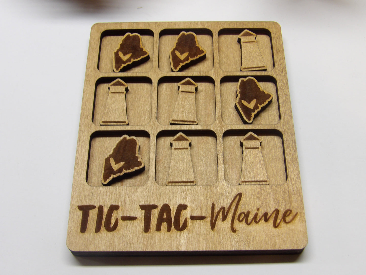 Tic-Tac-Maine Lighthouse Game